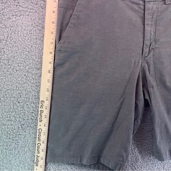 Lululemon Shorts Mens 32 Gray Commission Classic Fit Oxford Chino - Picture 6 of 8